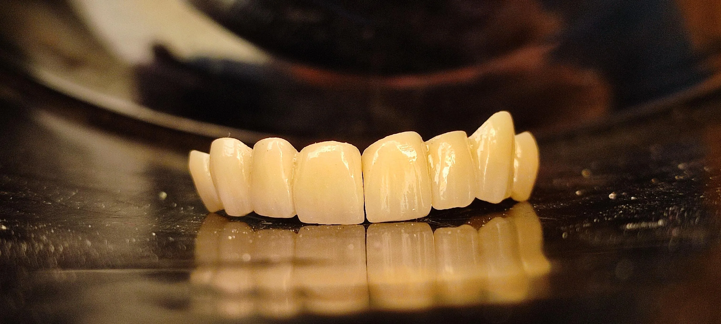 لابراتوار دندانپزشکی نوبهار