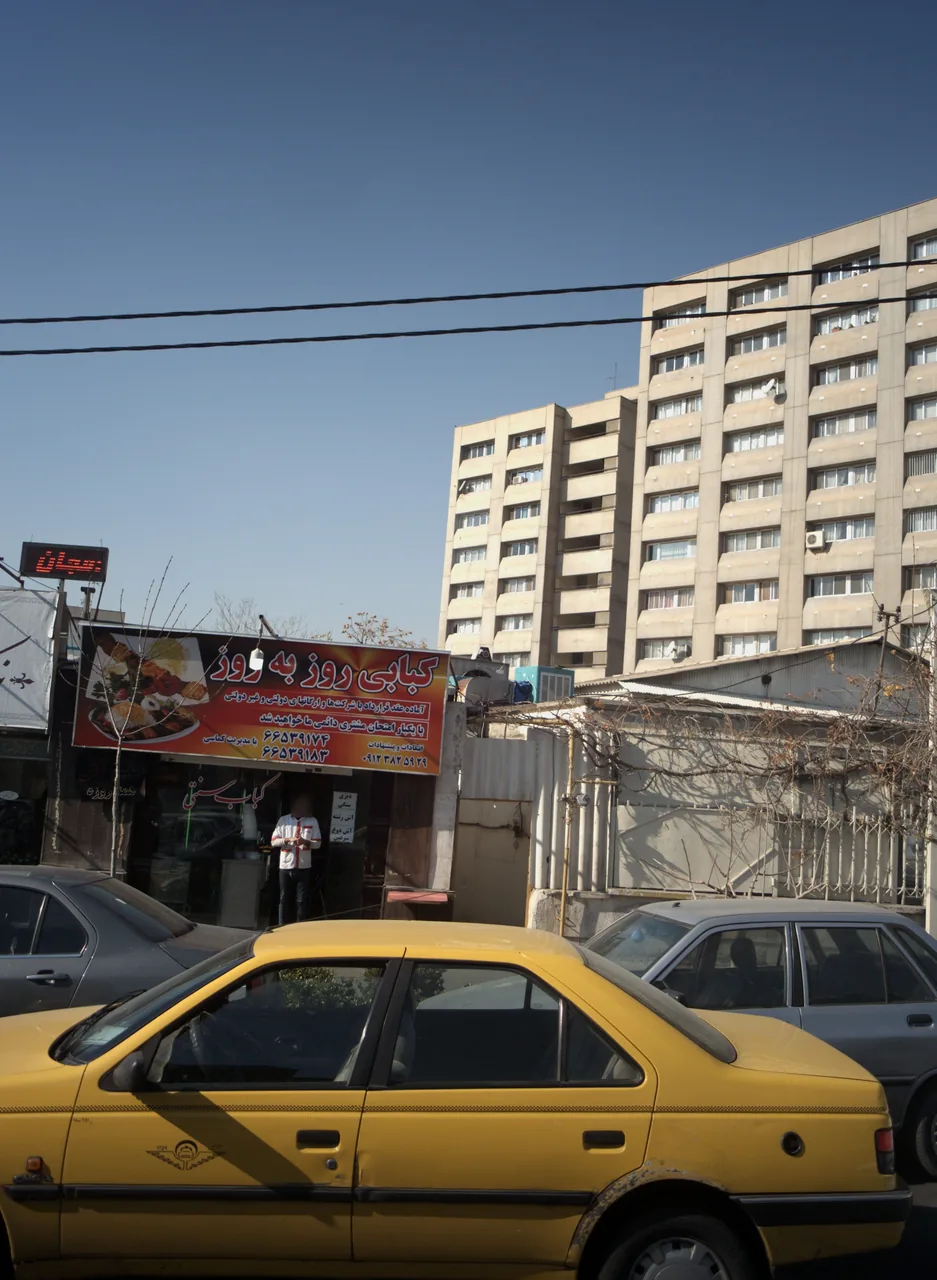 کبابی روز به روز