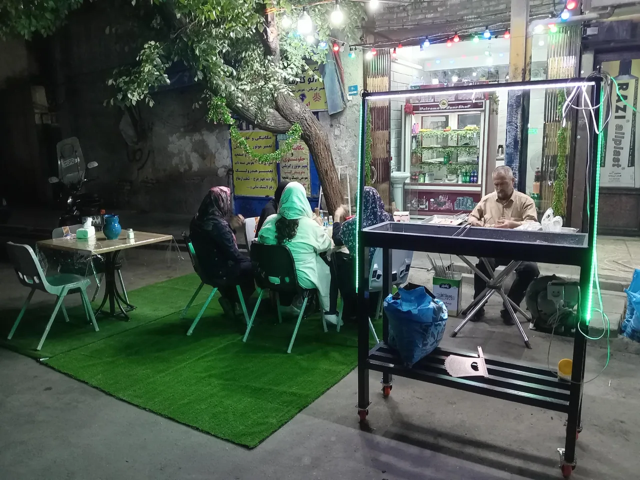 جگرسرای برگ سبز - تصویر 2