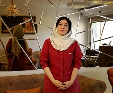 دکتر نازیلا دهری‌منش