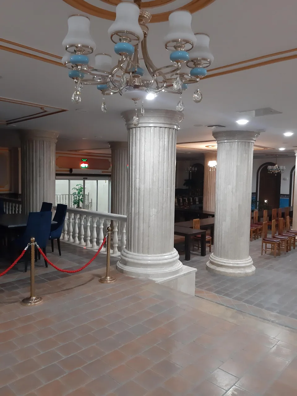 باغ رستوران پردیس پونک فراجا - تصویر 3