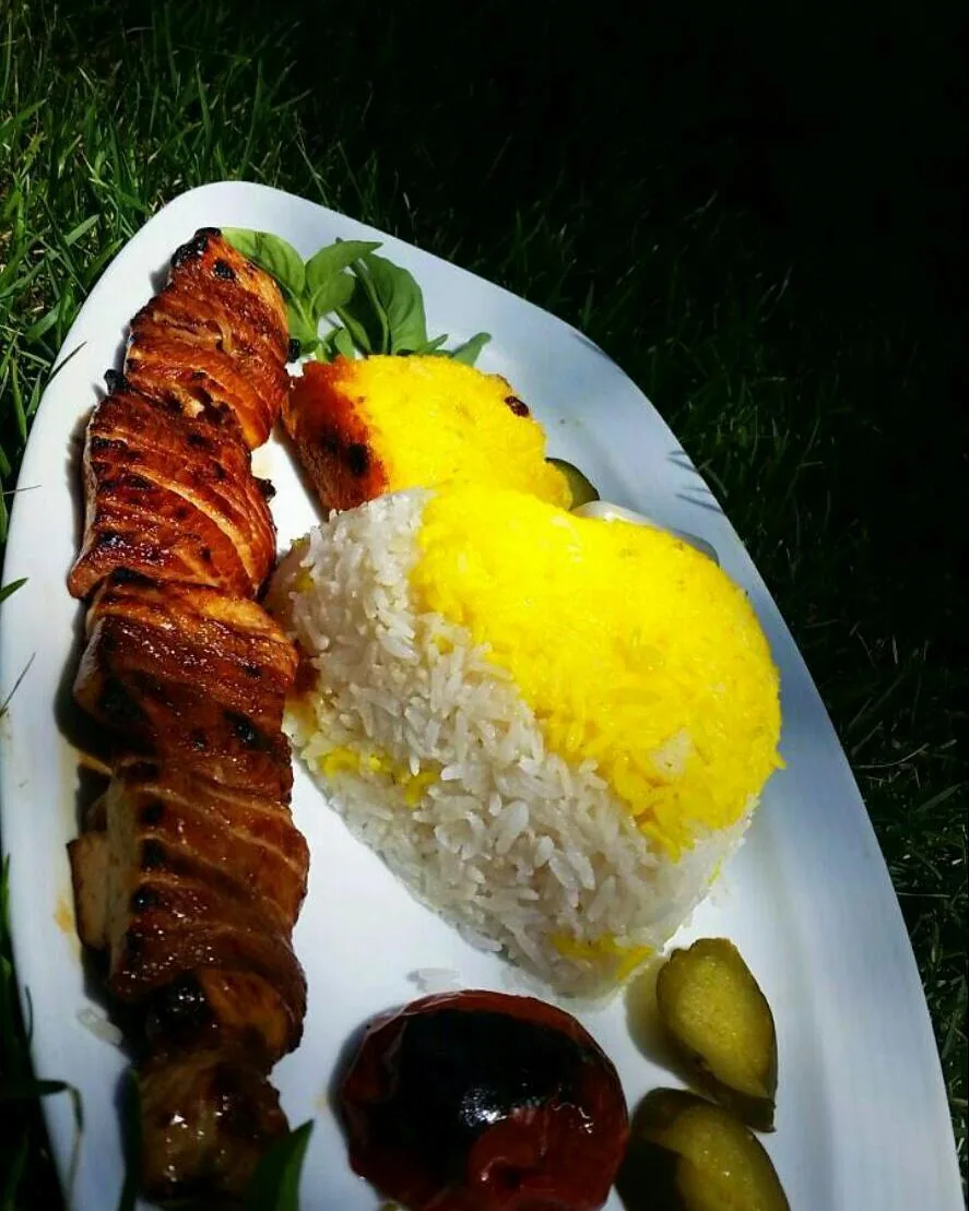 باغچه رستوران آسمونی ها - تصویر 4