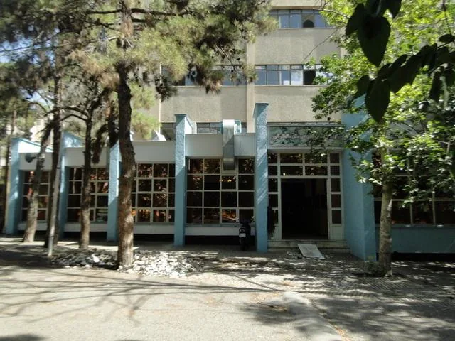 سالن غذاخوری دبیرستان ماندگار البرز