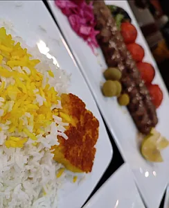 رستوران رز طلایی