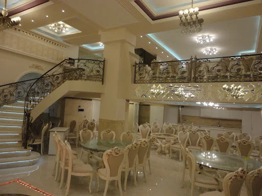 تالار پذیرایی لیانا