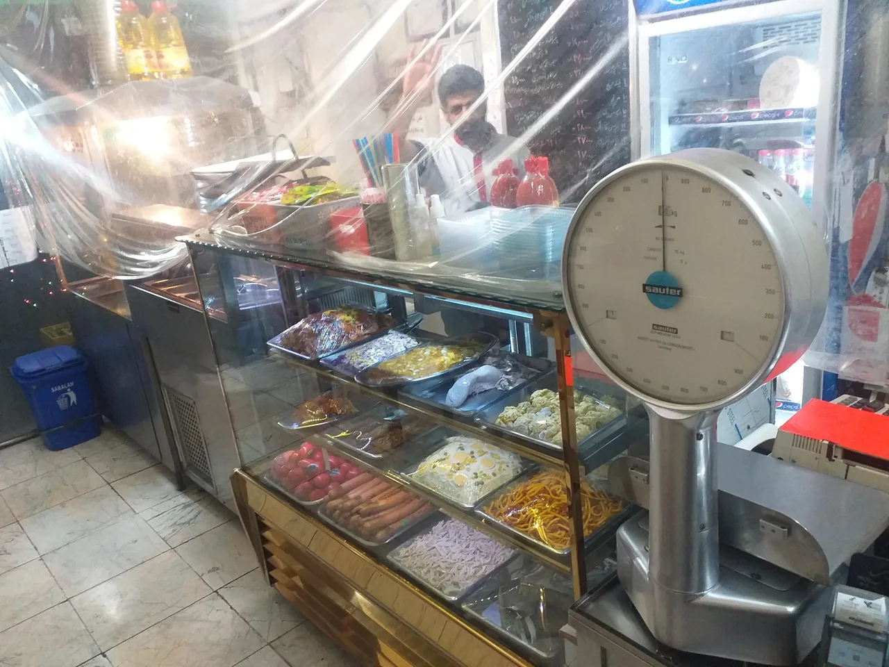 ساندویچ آذر - تصویر 4