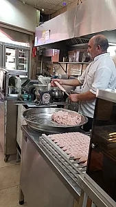 کبابی خان بابا