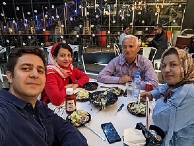 رستوران فلای لند فود پارک