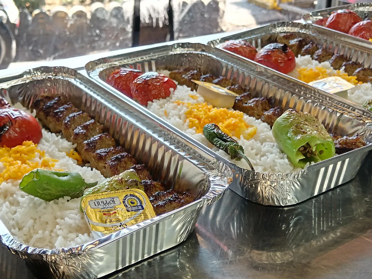 کبابی ایراندوست - تصویر 2