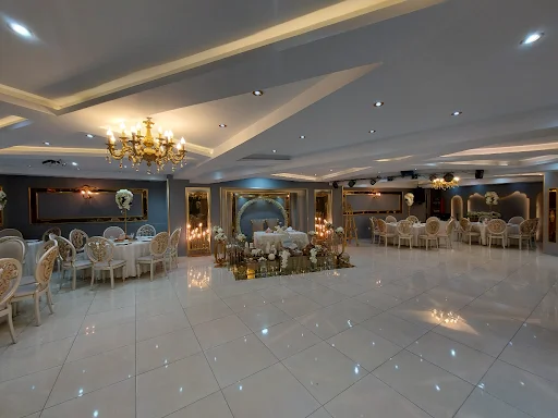 تالار آسمان