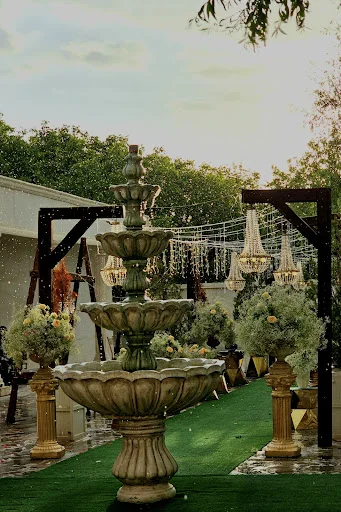 باغ تالار نیلوفر