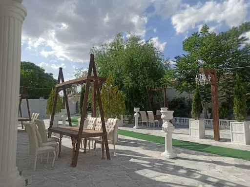 باغ تالار نیلوفر