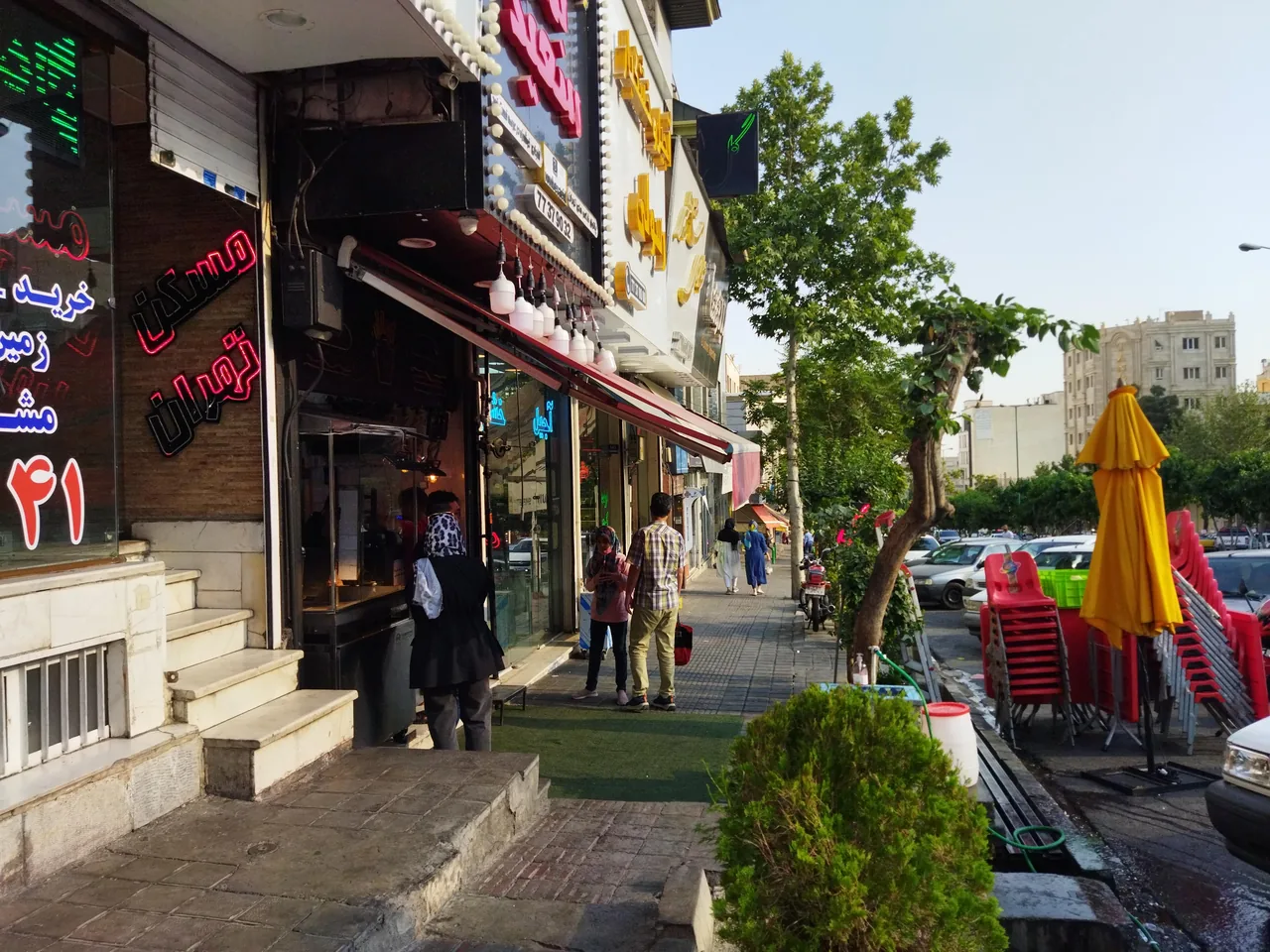 فست فود بمب سعیدی - تصویر 3