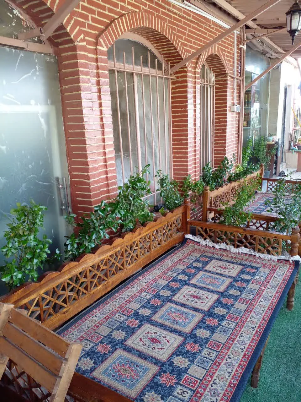 رستوران مادرانه