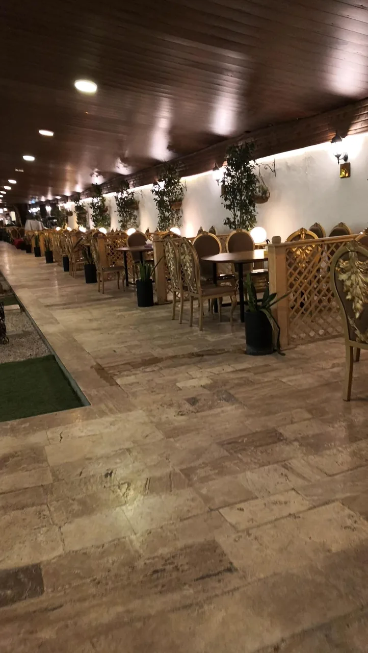 باغ رستوران شب زدگان - تصویر 3