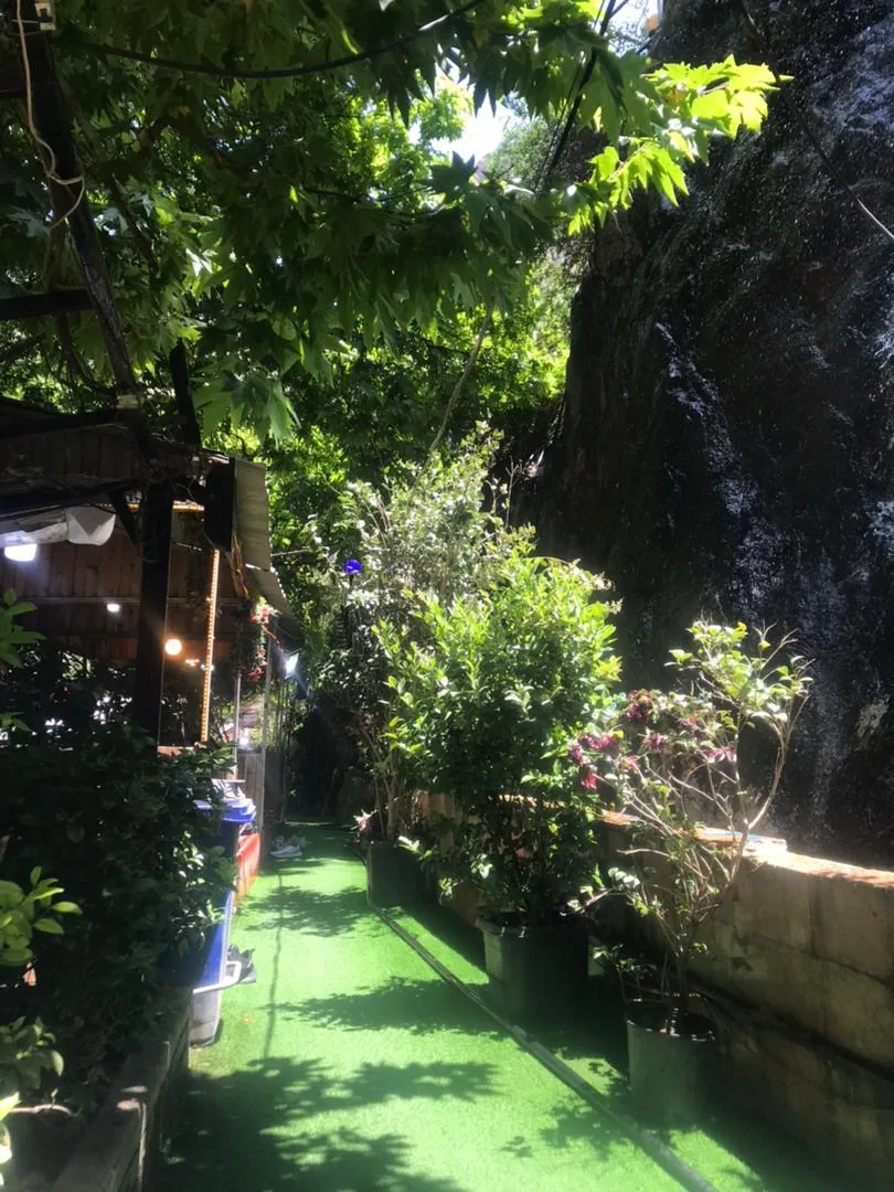 باغ رستوران بام دربند