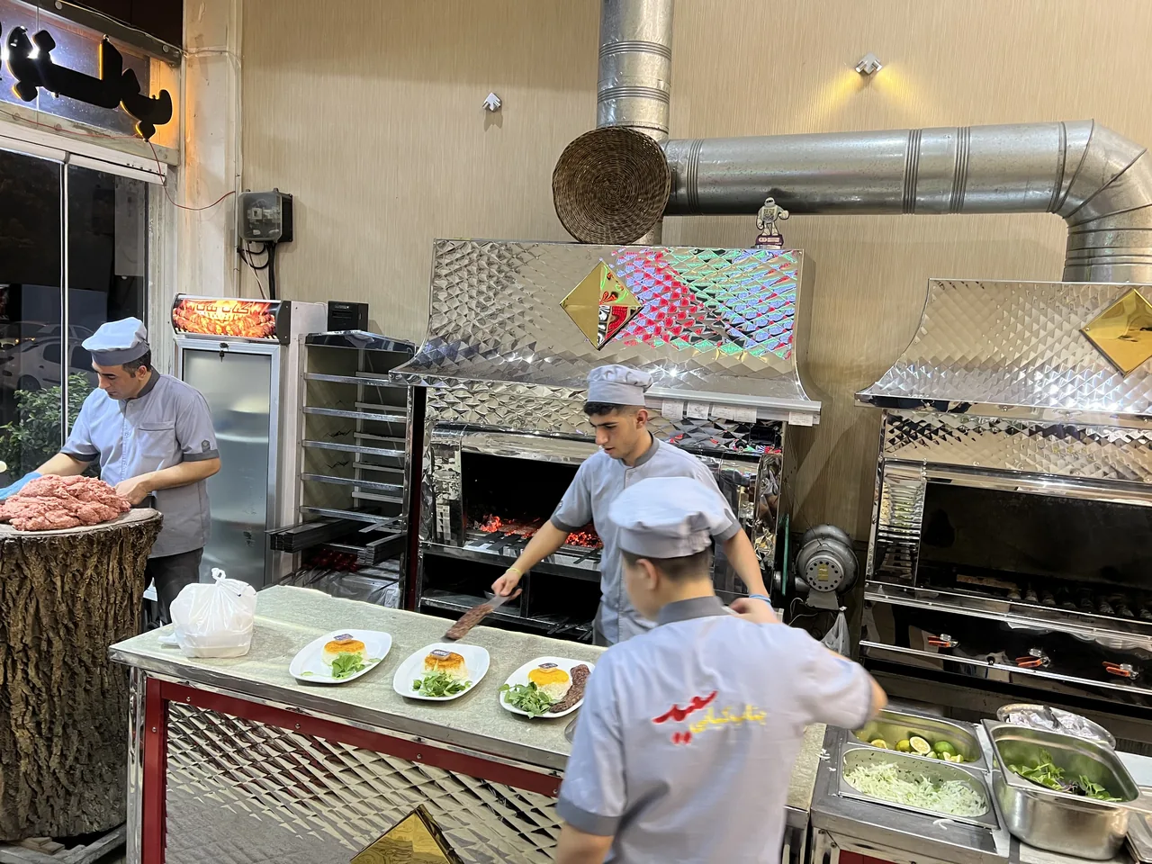 کباب ساطوری بناب آذربایجان - تصویر 2