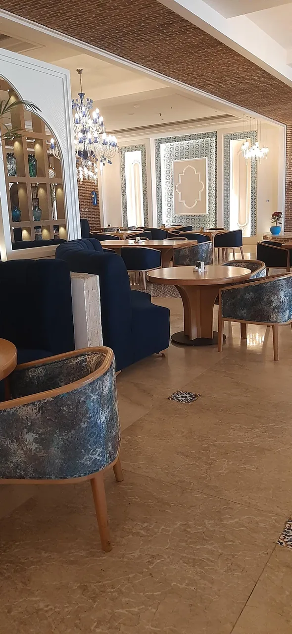رستوران جناب مستطاب
