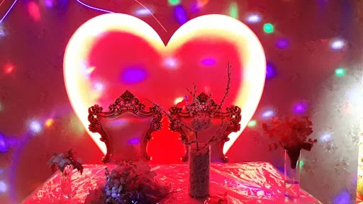 تالار ورستوران قائم