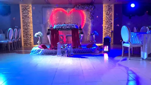 تالار ورستوران قائم