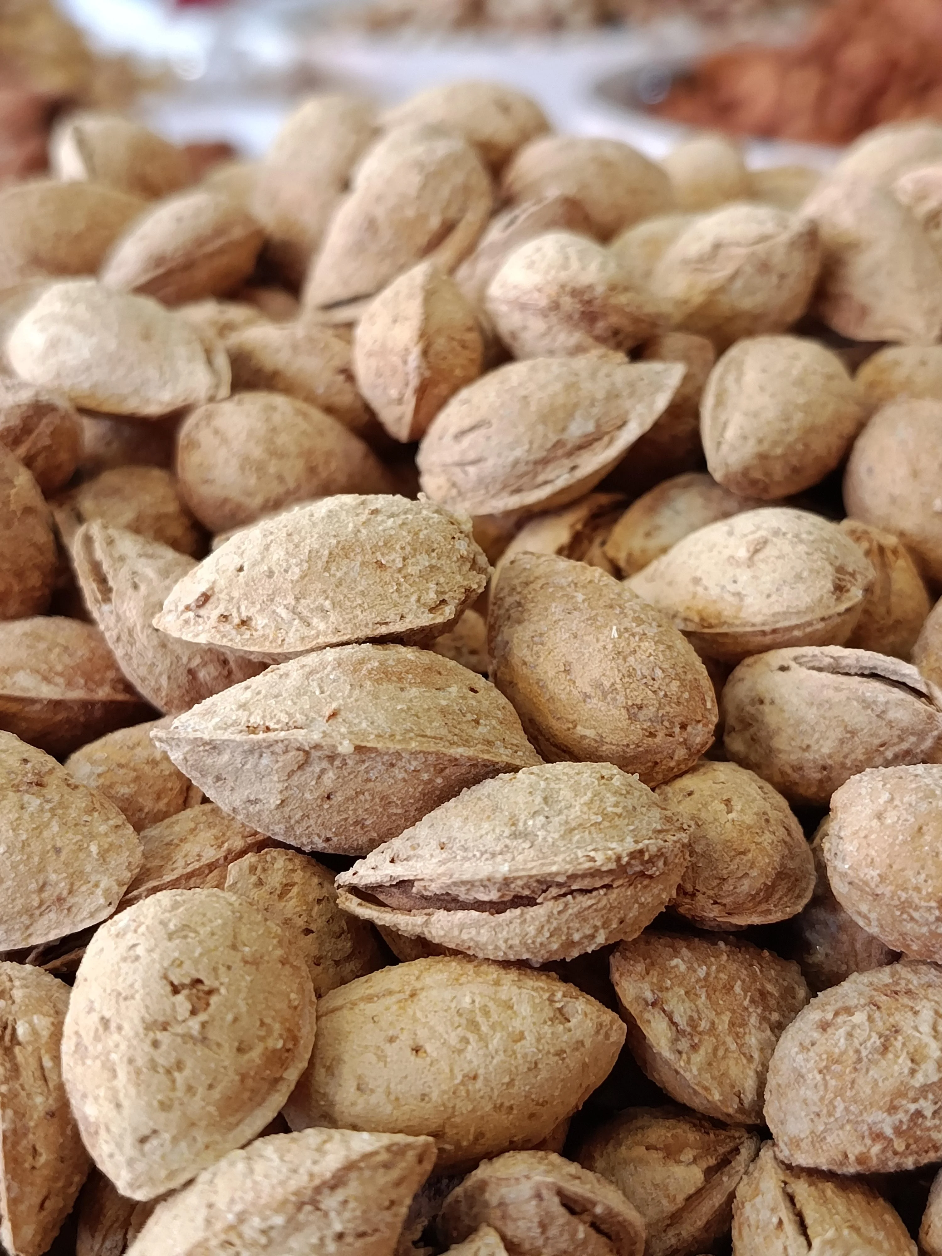 خشکبار طلای سبز صفا