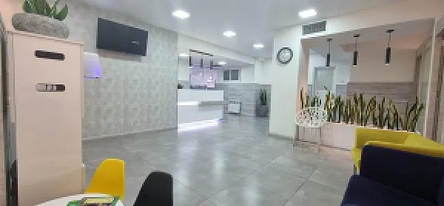 کلینیک دندانپزشکی نیایش ( تخصصی _ فوق تخصصی )