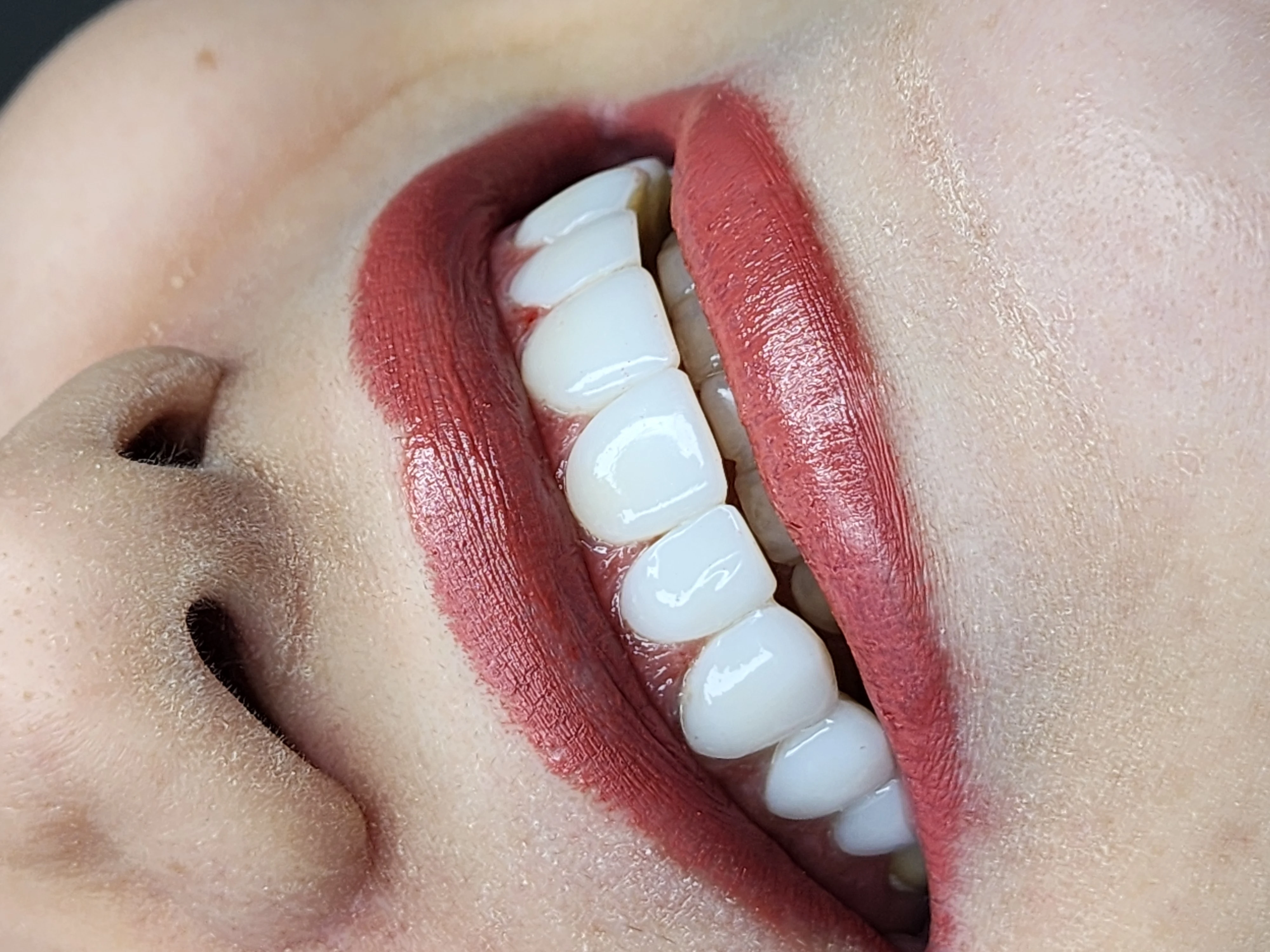 کلینیک دندانپزشکی دیبا