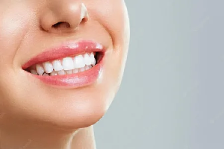 کلینیک دندانپزشکی آرامیس