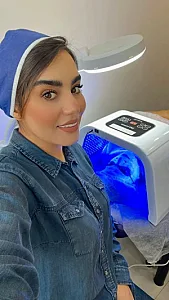 کلینیک تخصصی پوست  Skinmicro.sanaz