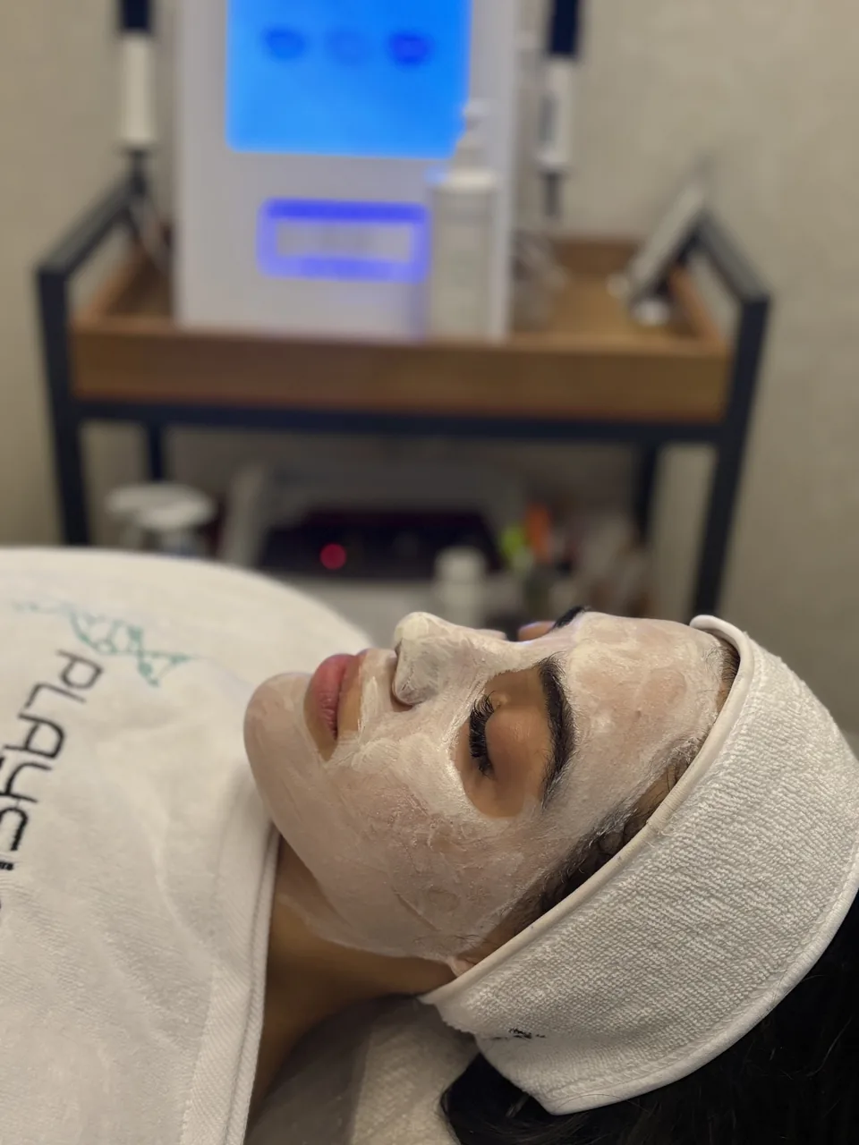 مرکز تخصصی فیشال فاطیما محمدی