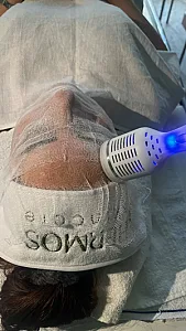 پاکسازی و فیشال تخصصی پوست SbyS