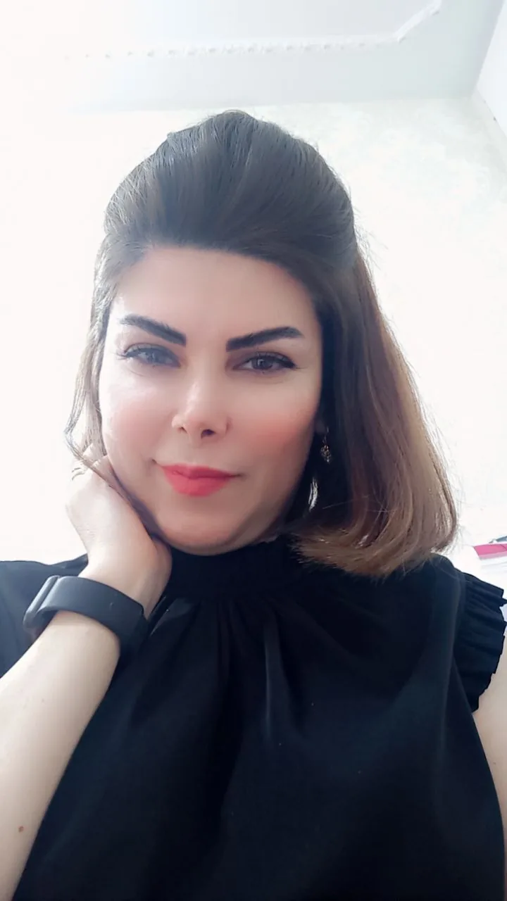 پاکسازی و فیشیال پوست ساناز