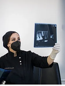مطب دندانپزشکی زیبایی و ایمپلنت