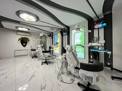 کلینیک دندانپزشکی هومینا پلاس