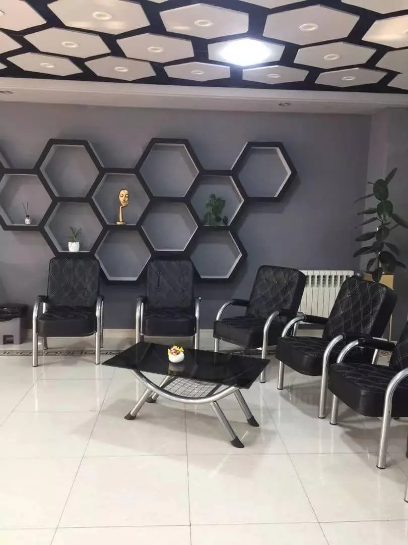 کلینیک پوست و زیبایی ژیلاوَش - تصویر 2