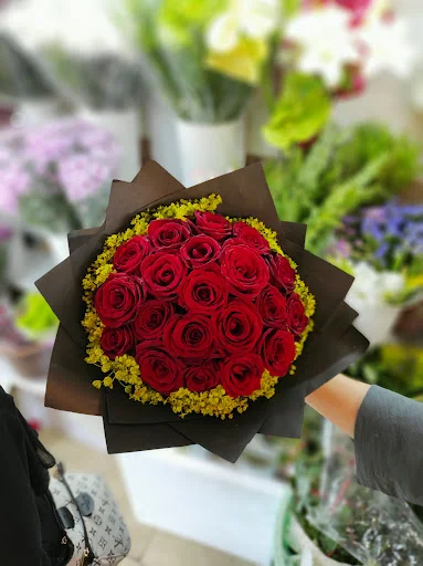 گلستان نفیس - گل‌فروشی و گیاهان زینتی در تبریز