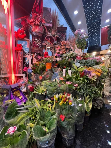 گلفروشی گلباران - گل فروشی در تبریز