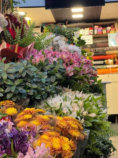 گلفروشی گلباران - گل فروشی در تبریز