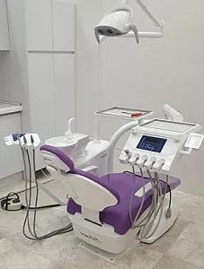 مرکز تخصصی دندانپزشکی دکتر فائزه عطری