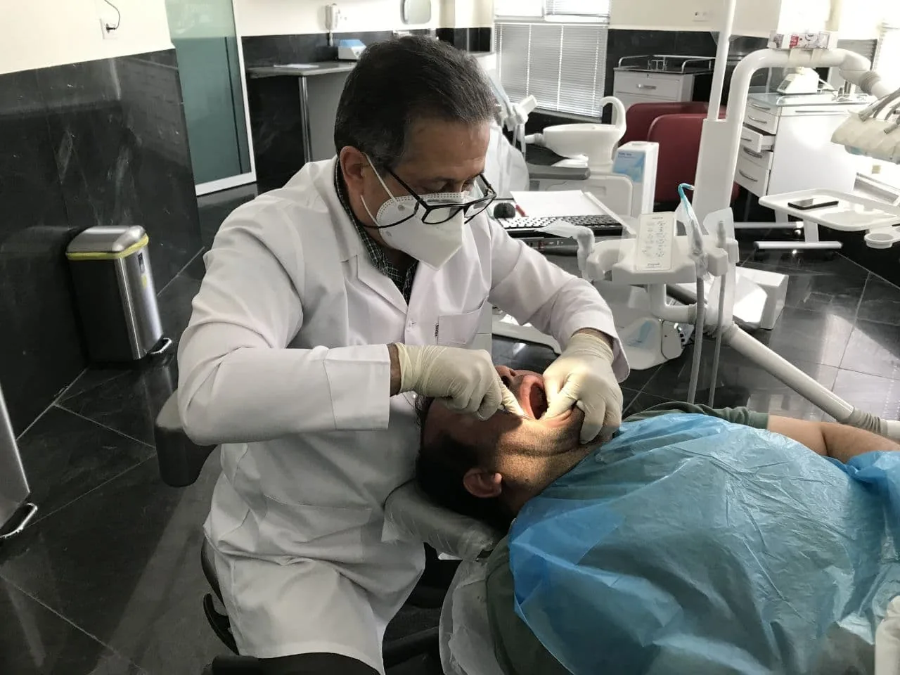 دندانپزشکی پیشرو سلامت - تصویر 3
