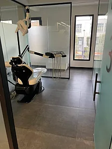 کلینیک دندانپزشکی آرش مهر