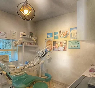 دندانپزشکی دکتر صمدیان