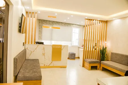 کلینیک زیبایی ریحانه النبی