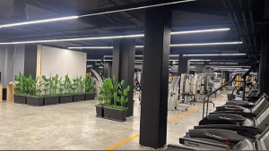 باشگاه بدنسازی یونیک پاور