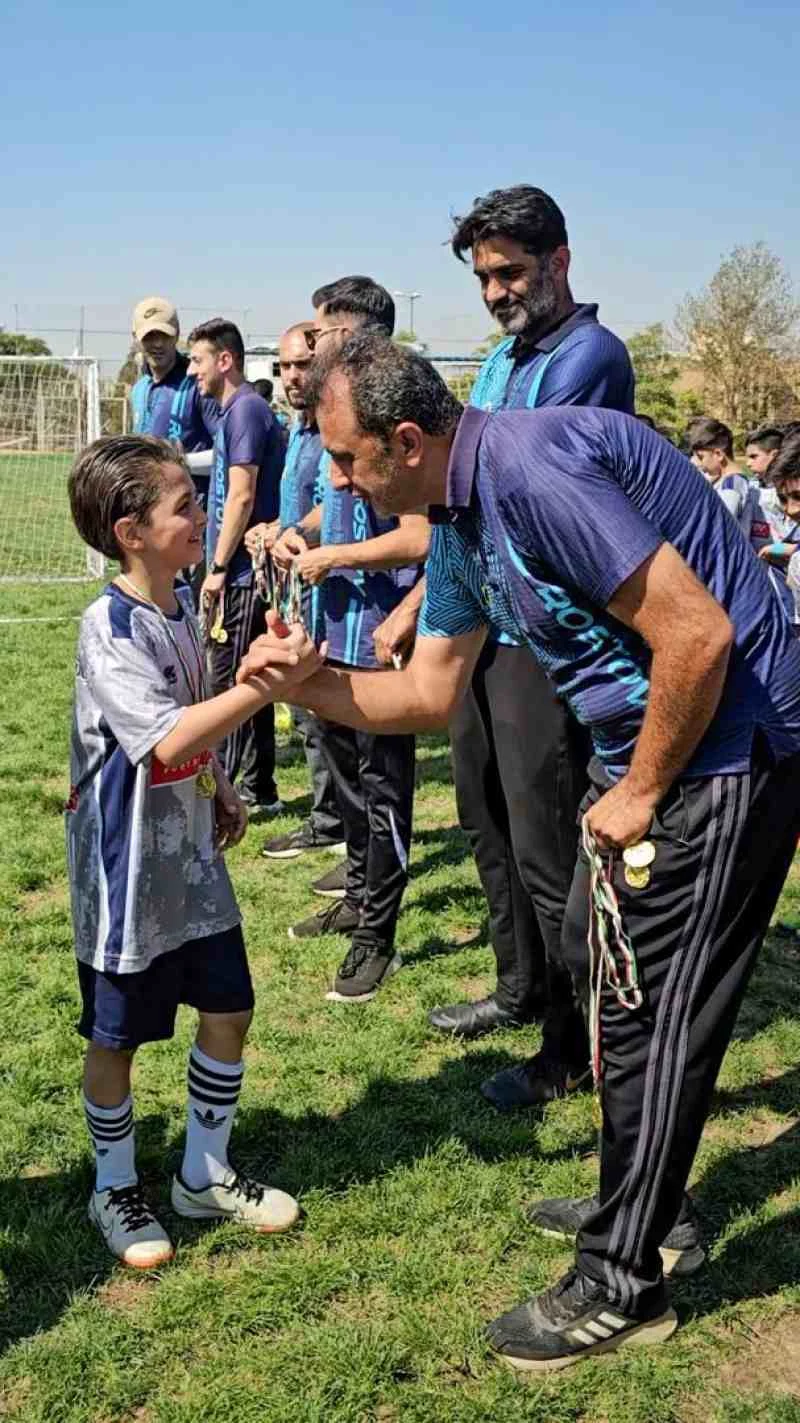 مدرسه فوتبال استعدادهای درخشان روستوف