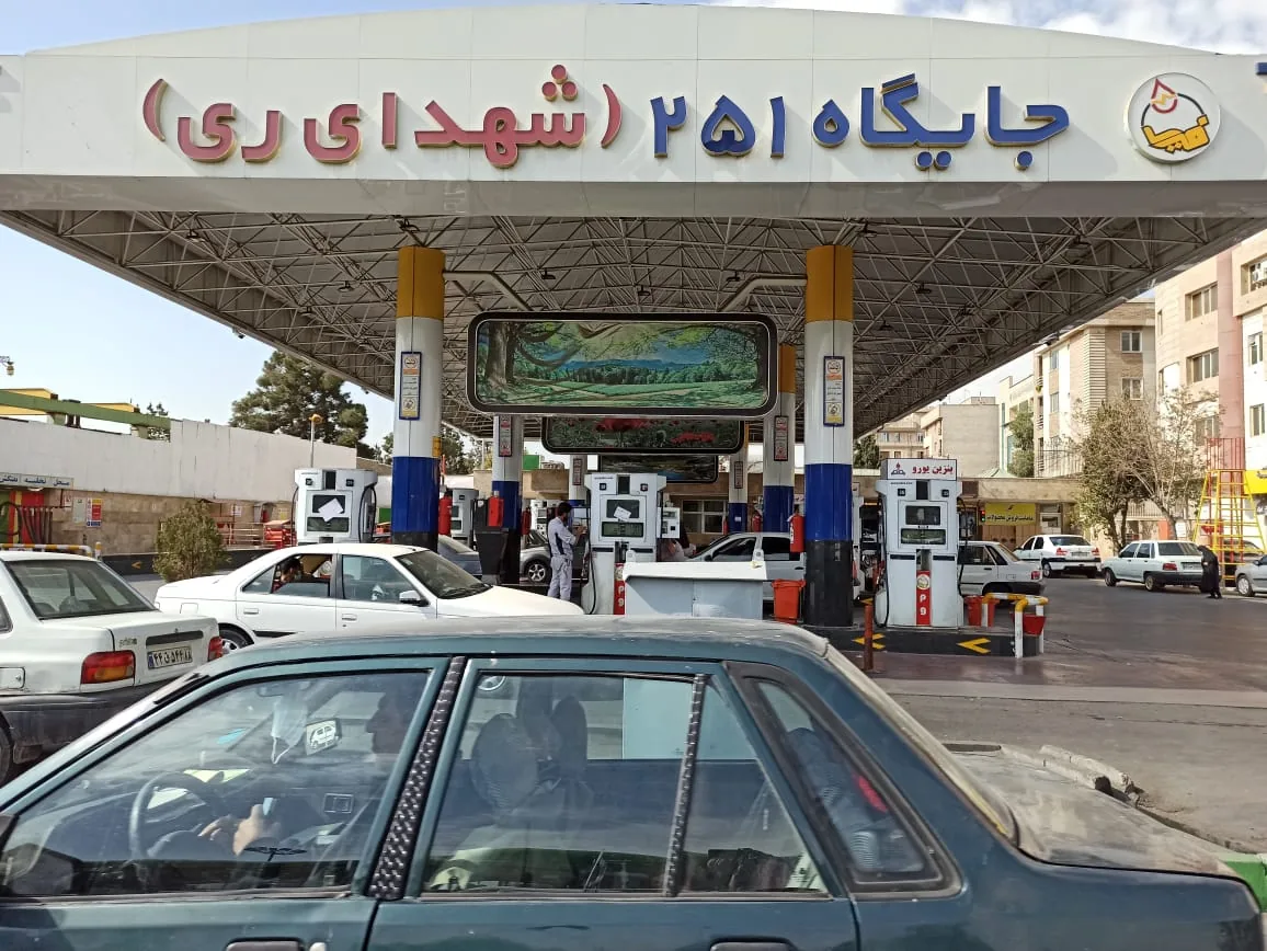 پمپ بنزین شهرری ۲۵۱ - تصویر 2