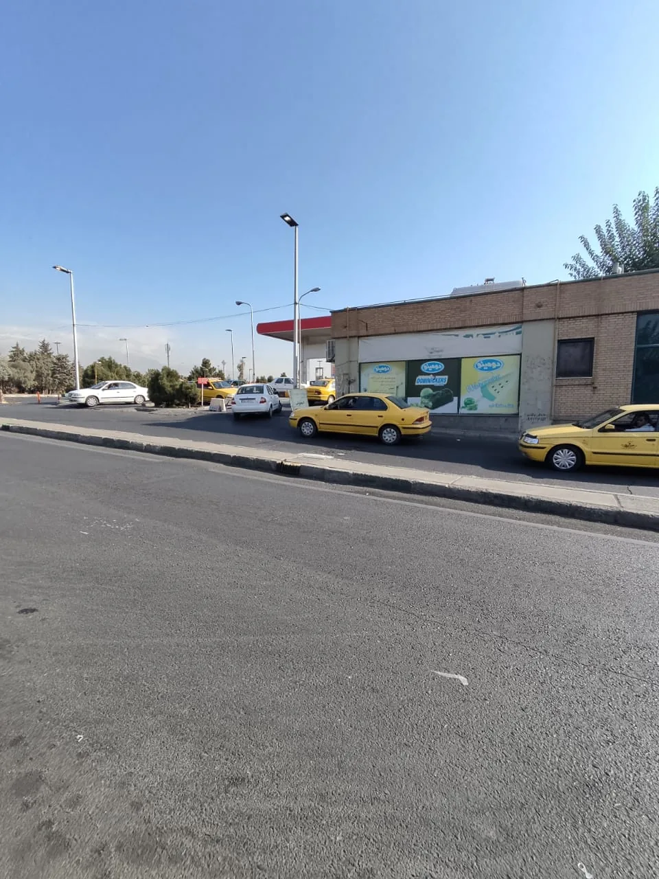 پمپ بنزین پایانه غرب شماره ۲۱۲ - تصویر 2