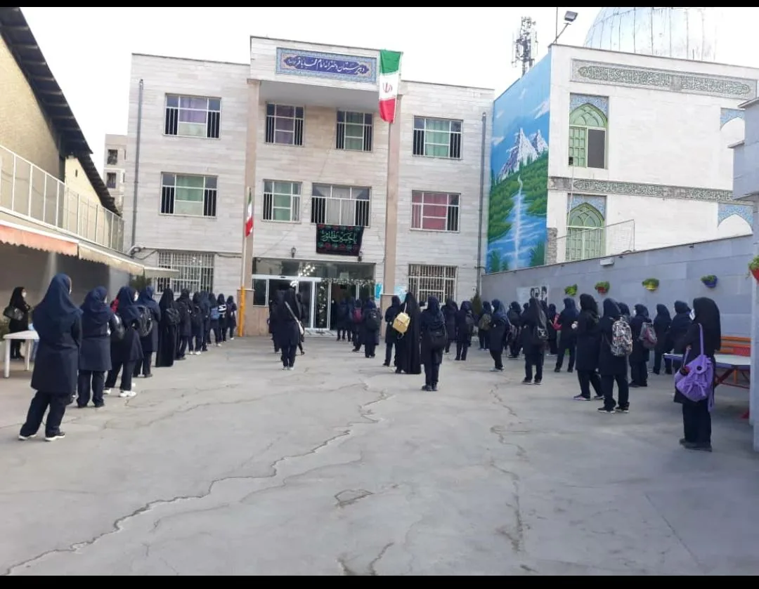 دبیرستان دخترانه امام محمد باقر - تصویر 3