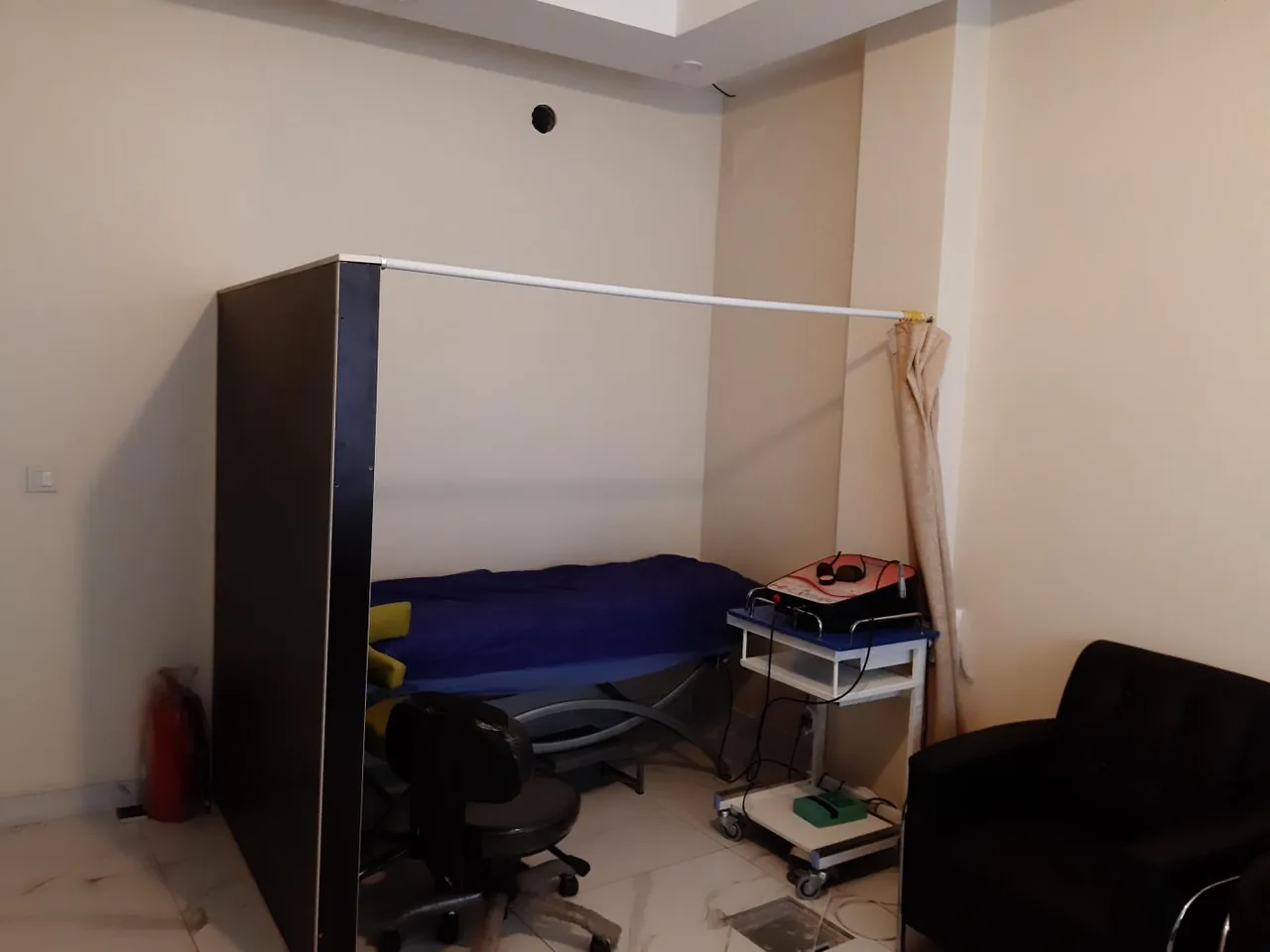 مطب دکتر سعید مرادیان متخصص طب فیزیکی و توانبخشی - تصویر 3