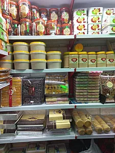 خشکبار و سوغات خان داداش